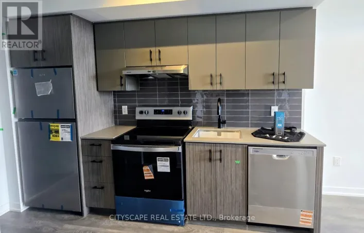 Apartment for rent: 504 - 4878 POWERS COMMON, Burlington