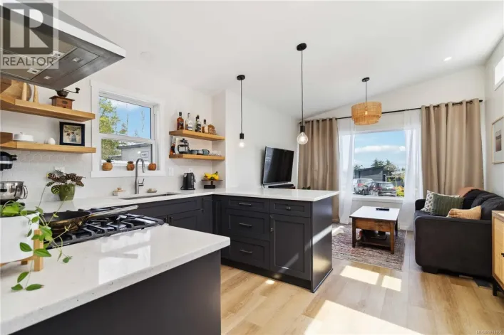 504 747 Old Place Rd, Central Saanich