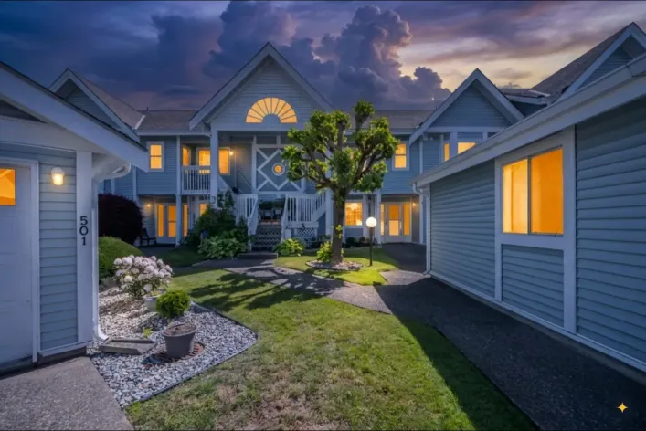 504 9123 154 STREET, Surrey