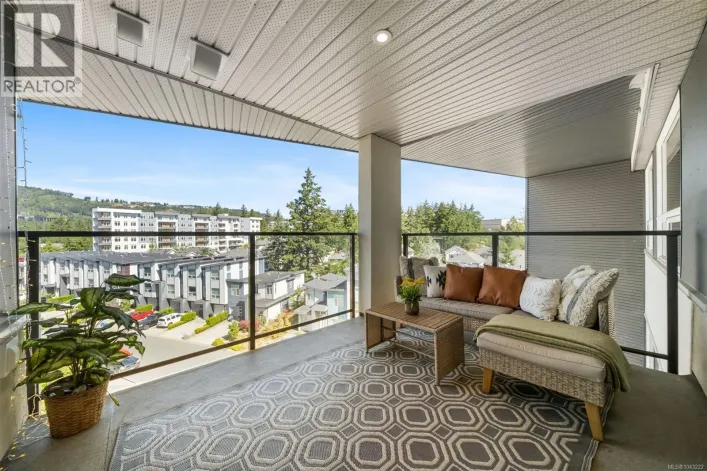 504 947 Whirlaway Cres, Langford