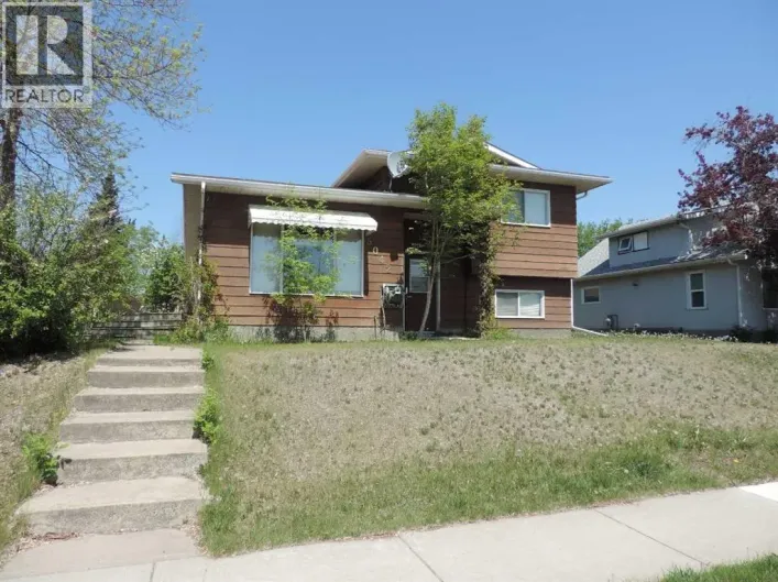 5042 51 Avenue, Rimbey