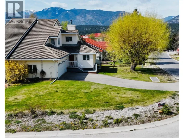 5042 Riverview Road, Fairmont Hot Springs