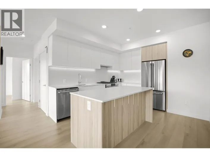 505 2450 GARDEN DRIVE, Vancouver