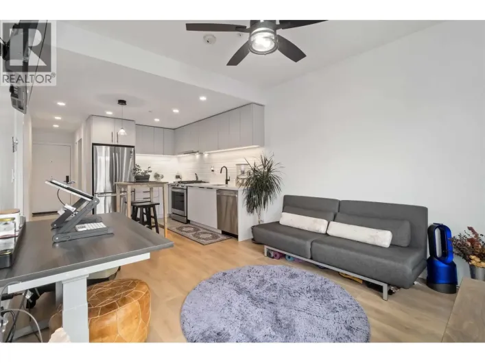 505 3018 ST GEORGE STREET, Port Moody