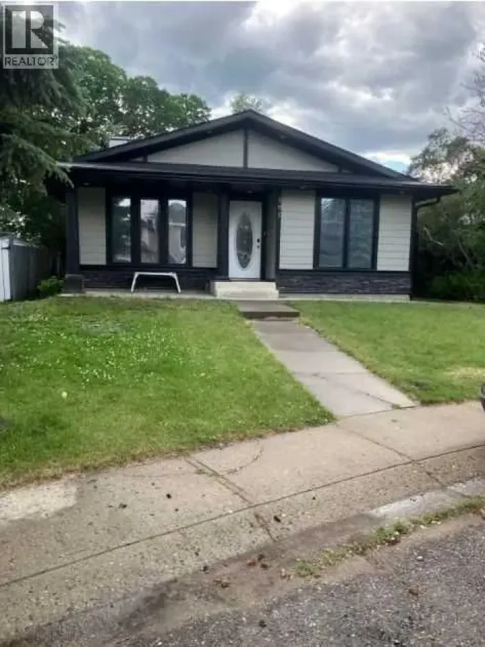 505 7 Street SE, High River