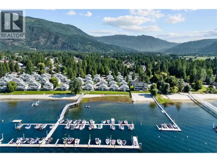 505 Poage Avenue Unit# 15, Sicamous