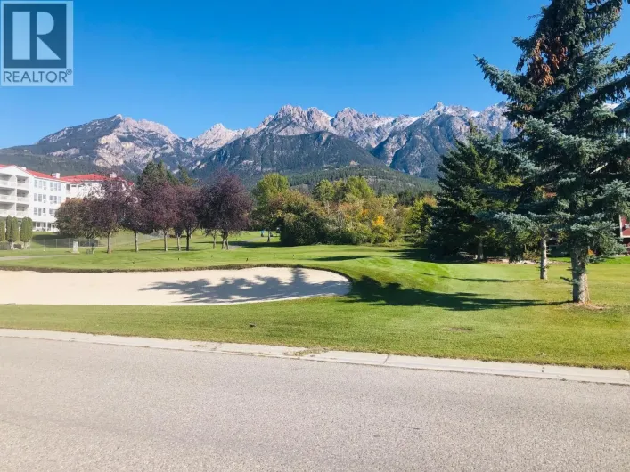 5052 RIVERVIEW Road Unit# 2007B, Fairmont Hot Springs