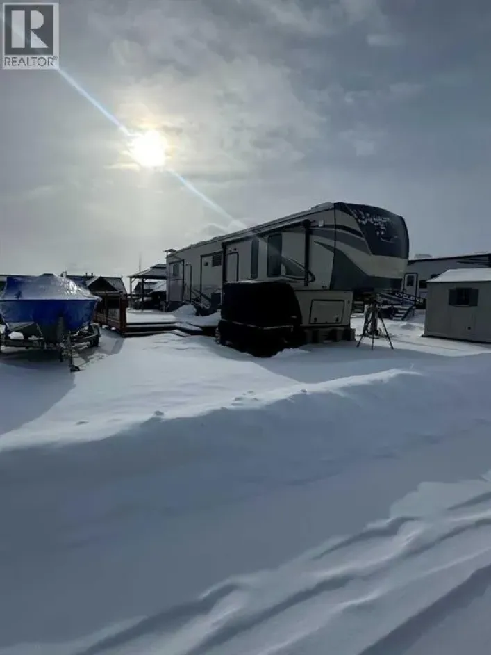 5053, 25054 South Pine Lake Road, Rural Red Deer County