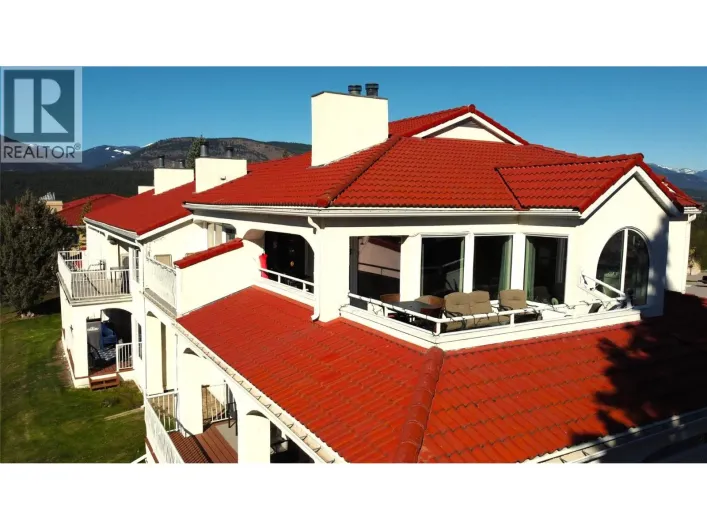 5054 RIVERVIEW Road Unit# 17, Fairmont Hot Springs