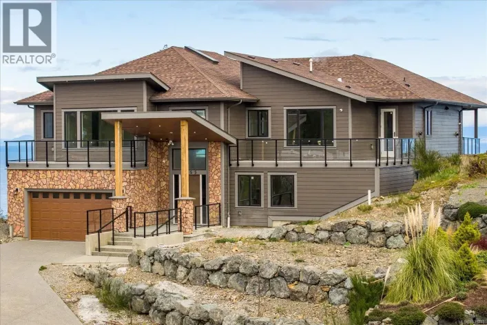 5055 Banning Crt, Nanaimo
