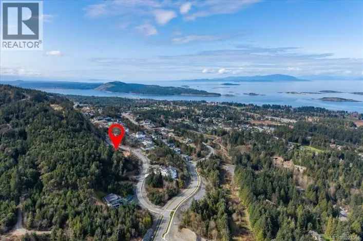 5055 Broad Ridge Pl, Lantzville