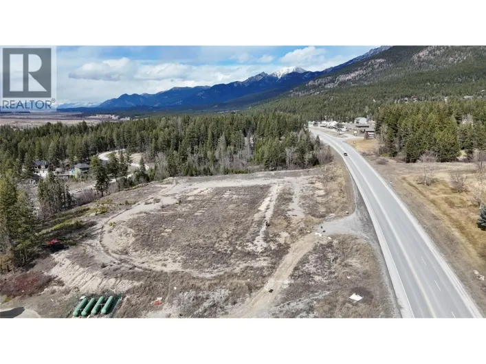 5056 & 5075 93/95 Highway, Fairmont Hot Springs