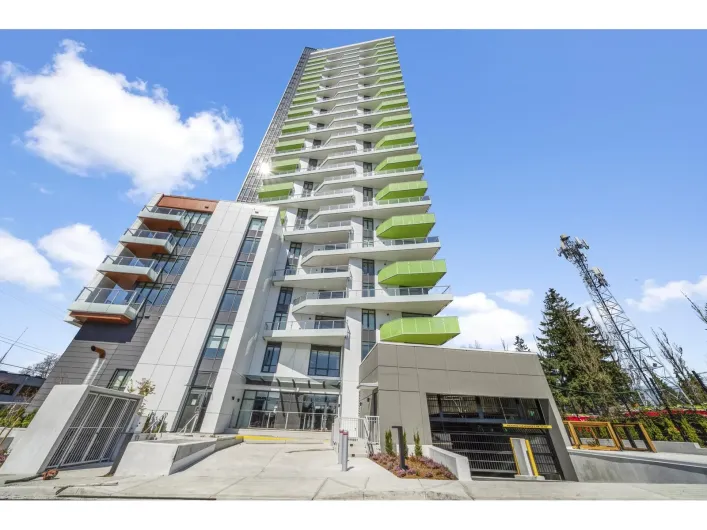 506 10428 WHALLEY BOULEVARD, Surrey