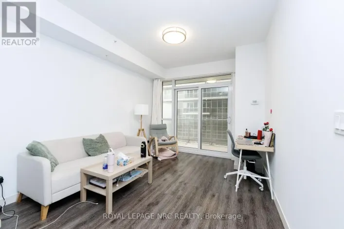 506 - 2093 FAIRVEW STREET S, Burlington