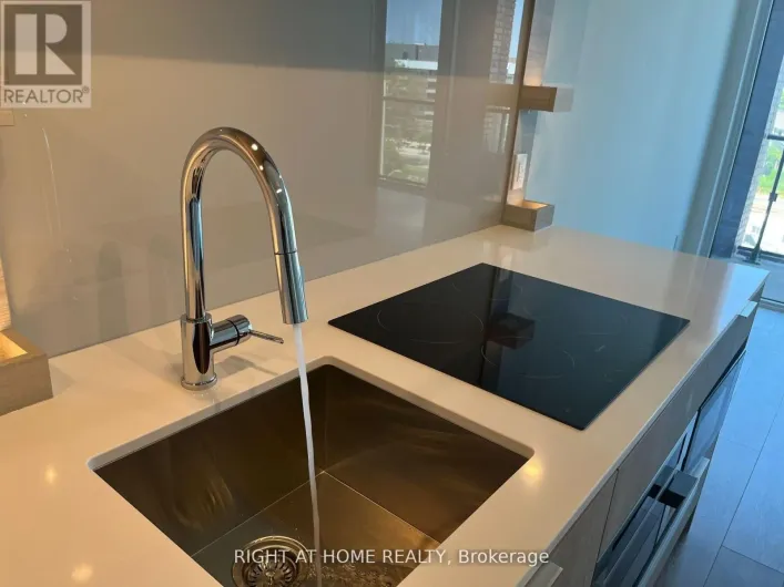 506 - 28 ANN STREET, Mississauga