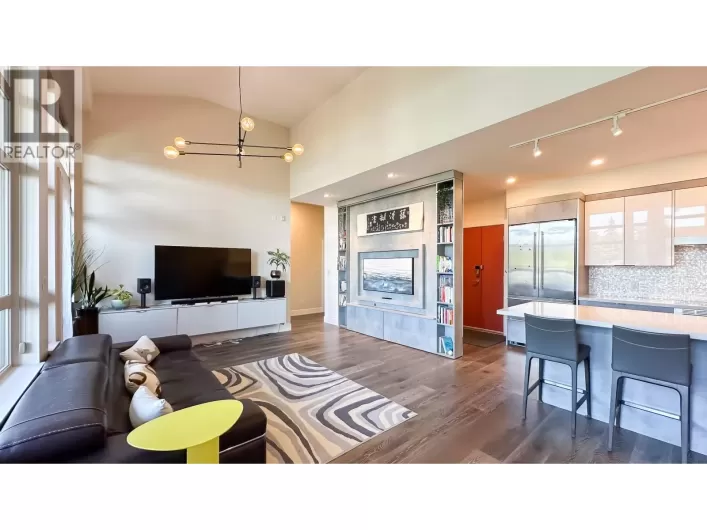 506 3602 ALDERCREST DRIVE, North Vancouver