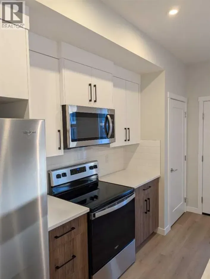 506, 400 Belmont Street SW, Calgary