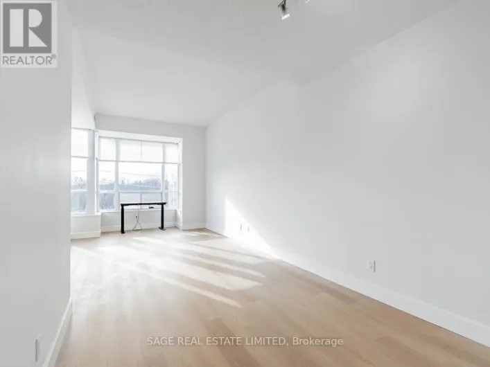 506 - 485 ROSEWELL AVENUE, Toronto