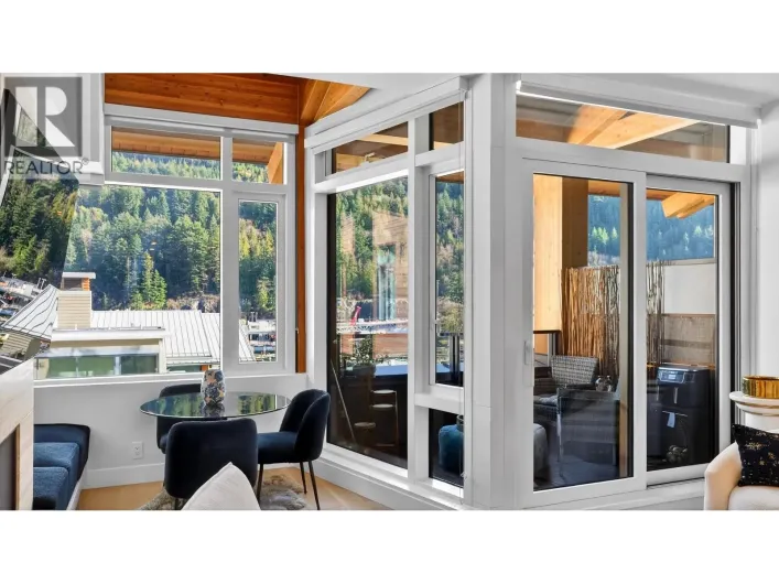506 6687 NELSON AVENUE, West Vancouver