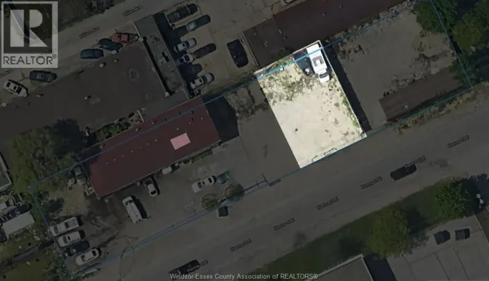 506 HANNA STREET East, Windsor