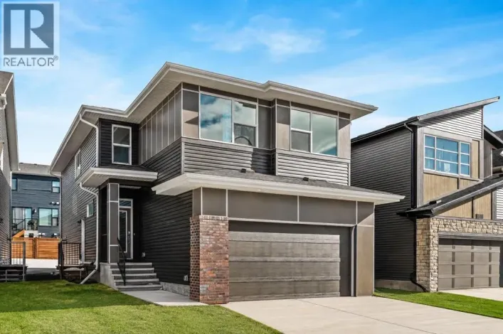 506 Lucas Way NW, Calgary