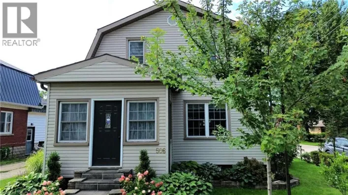 506 MAIN Street E, Listowel