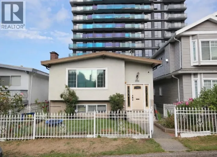 5075 PAYNE STREET, Vancouver