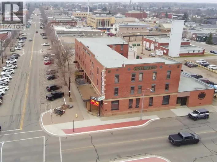 5078 50 Street, Camrose