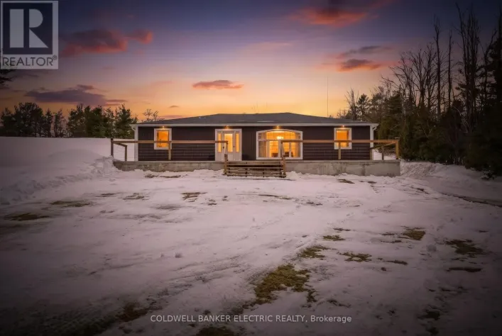 5078 OAK HILLS ROAD, Hamilton Township