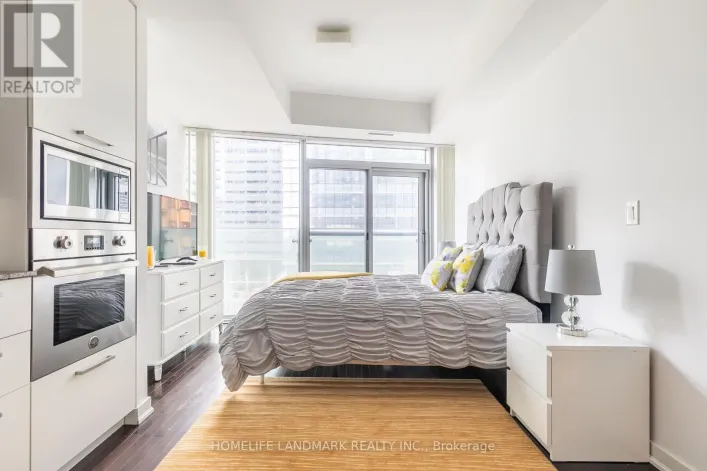 508 - 12 YORK STREET, Toronto