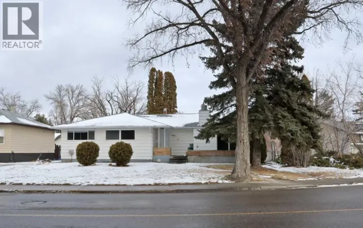 508 2 Avenue W, Brooks