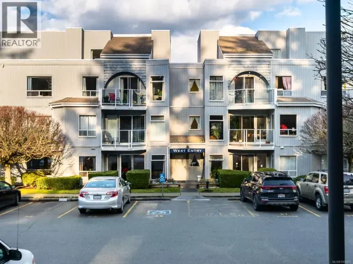 508 2562 Departure Bay Rd, Nanaimo