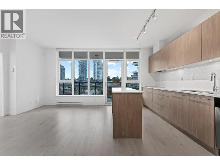 508 691 NORTH ROAD, Coquitlam