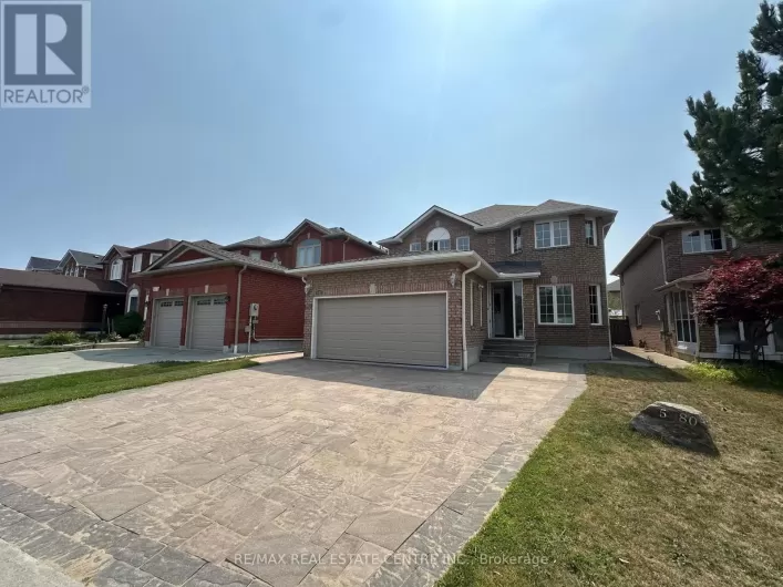 5080 FALLINGBROOK DRIVE, Mississauga