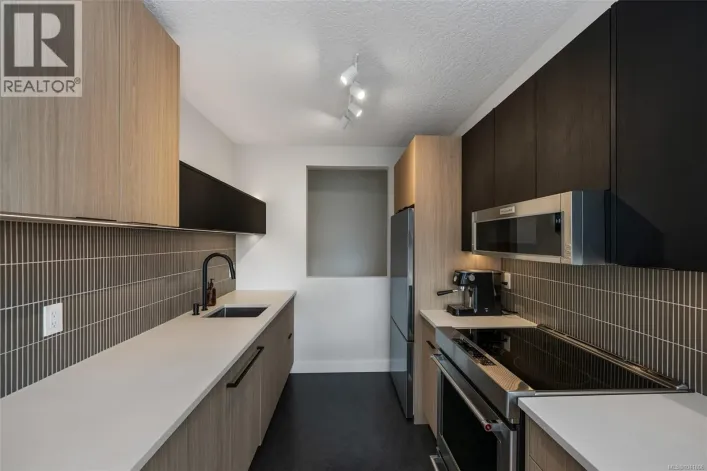 509 1030 Yates St, Victoria