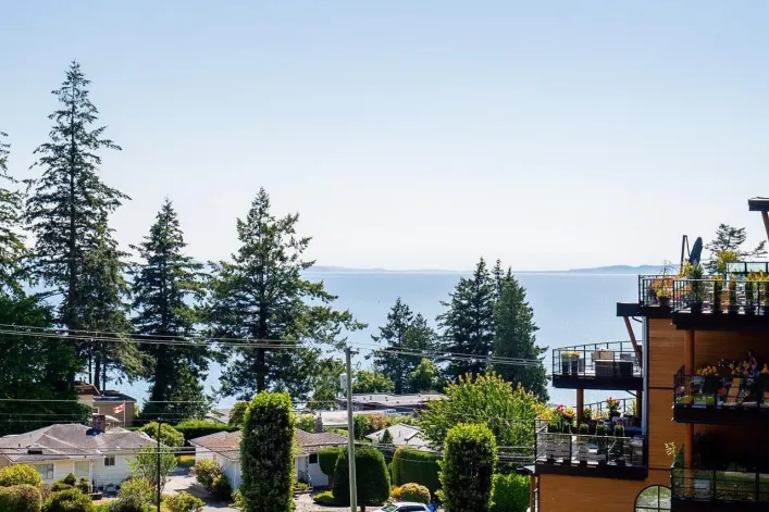 509 14855 THRIFT AVENUE, White Rock