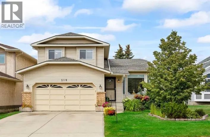 509 Hawkhill Place NW, Calgary