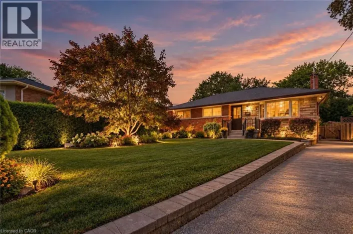 509 WALNUT Crescent, Burlington