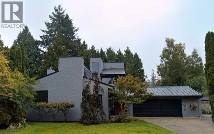 5098 2 AVENUE, Delta
