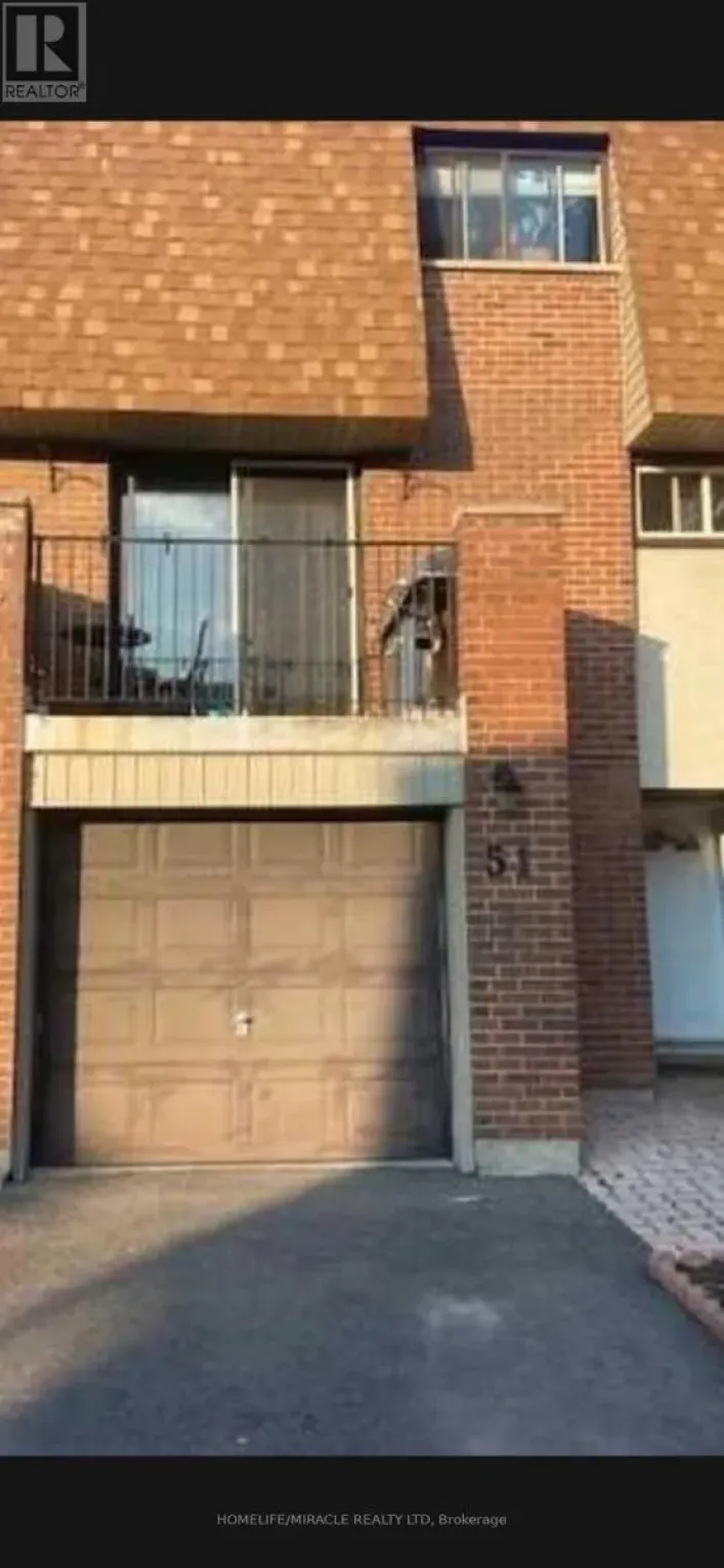 51 - 1051 CEDARGLEN GATE, Mississauga