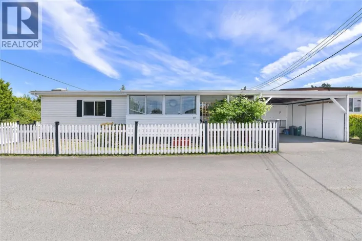 51 1555 Middle Rd, View Royal