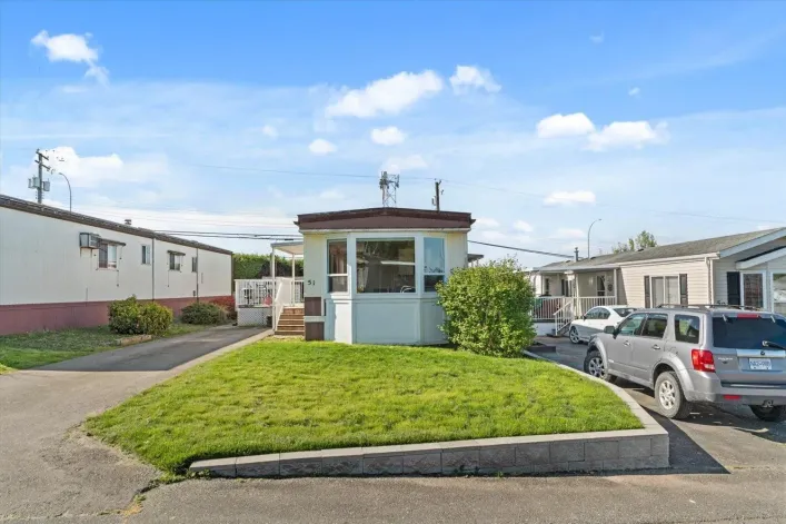 51 2035 MARTENS STREET, Abbotsford