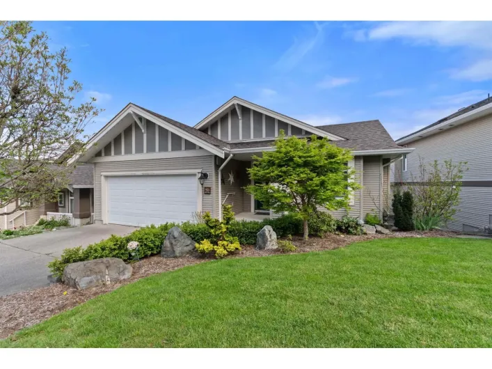 51 5700 JINKERSON ROAD|Promontory, Chilliwack