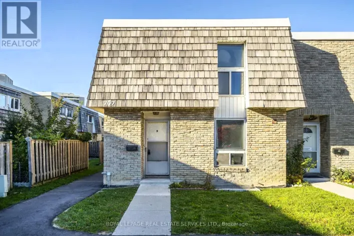 51 - 707 BURNHAMTHORPE ROAD, Toronto