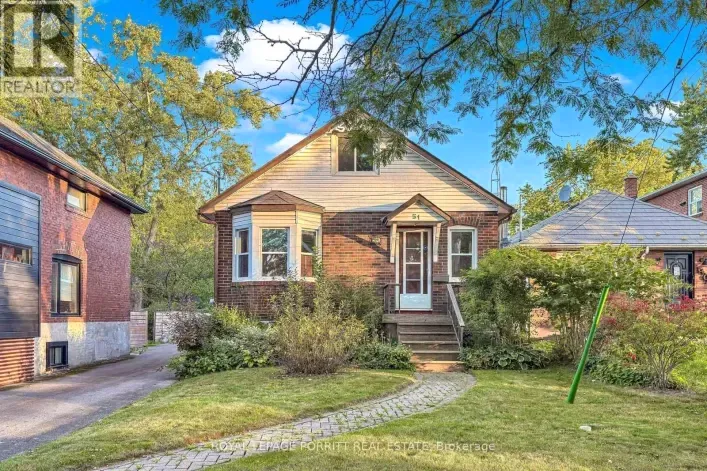 House for sale: 51 ARCADIAN CIRCLE, Toronto