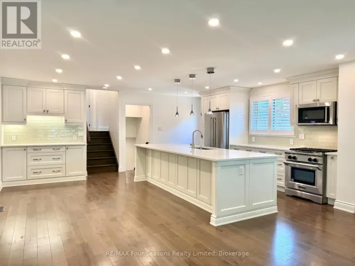 51 CARLYLE PLACE, Kitchener