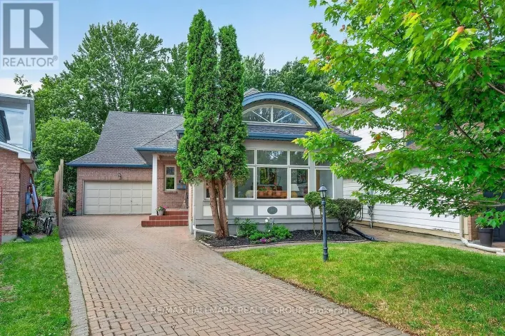 51 CASTLETHORPE CRESCENT, Ottawa
