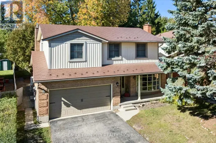 51 CAYLEY COURT, Kitchener