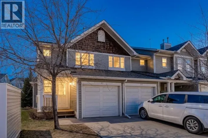 51 Country Village Villas NE, Calgary