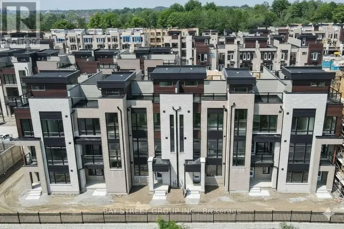 51 CREDIT LANE, Richmond Hill